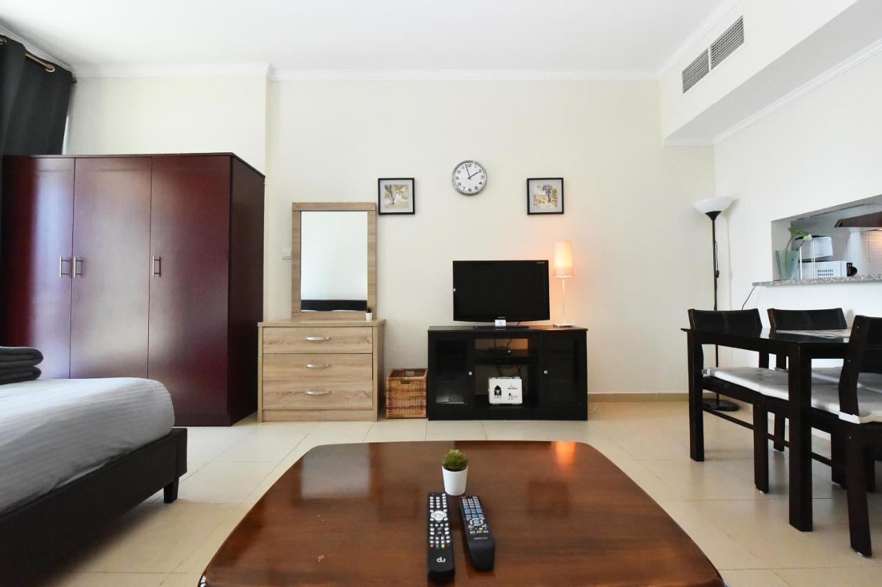 Luxury Escapes - Studio In Jlt X1 Tower Close To Metro Дубай Экстерьер фото